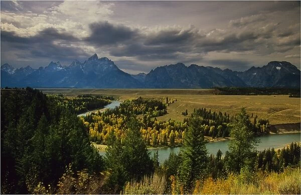 Magnificent scenery of the Teton mountain range, Snake River overlook, Grand Tetons National Park, Wyoming, USA
