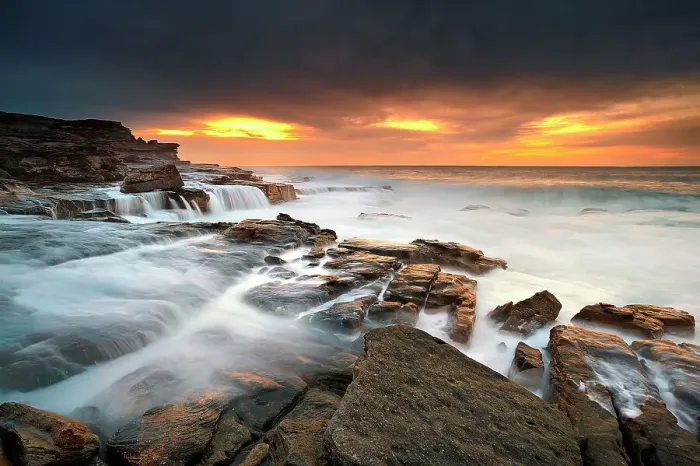 Framed Print : Mahon Rock Pool, Sydney Framed Print : Mahon Rock Pool, Sydney