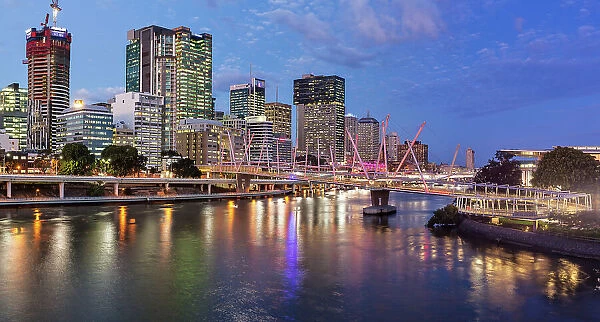 Melbourne City Skyline at night