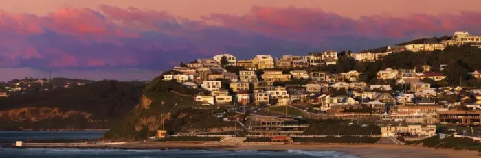 Framed Print : Merewether beach with houses on cliff Framed Print : Merewether beach with houses on cliff
