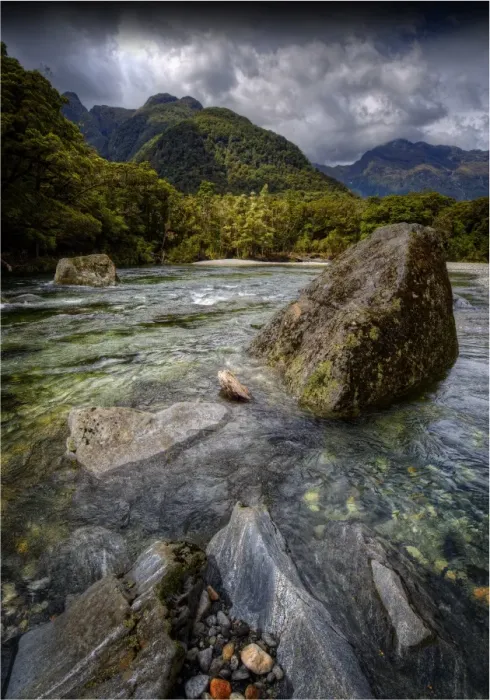 Framed Print : The Milford Track and Clinton River Valley in the South Island of New Zealand Framed Print : The Milford Track and Clinton River Valley in the South Island of New Zealand