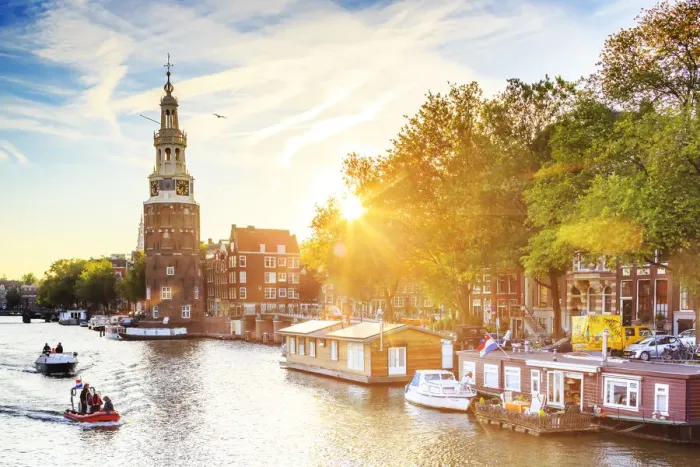 Framed Print : Montelbaan Tower at Oude Schans