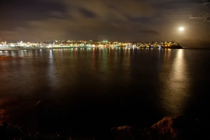 Framed Print : Moon rise over Bondi Framed Print : Moon rise over Bondi