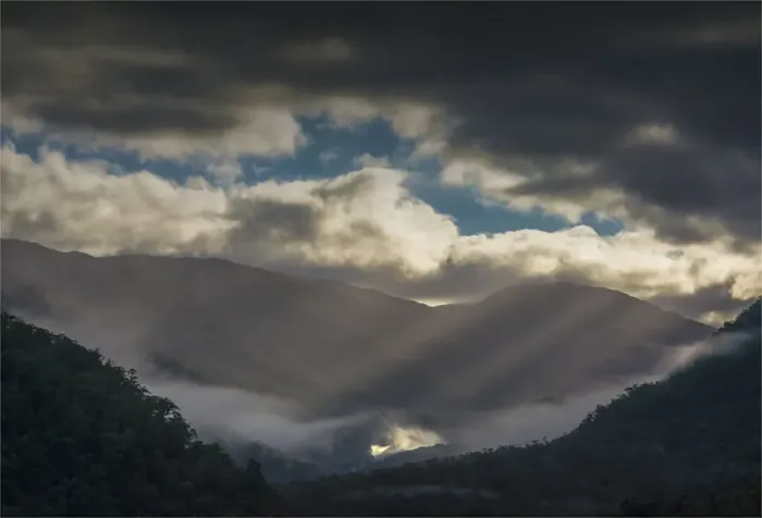 Framed Print : Morning light, Hst Pass in the mountains of the South Island of New Zealand