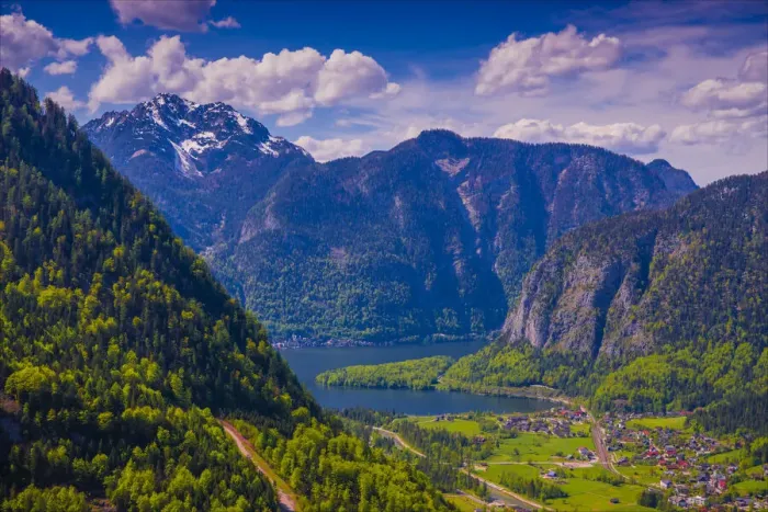 Framed Print : Mountain scenery in the Austrian Alps near Hallstatt