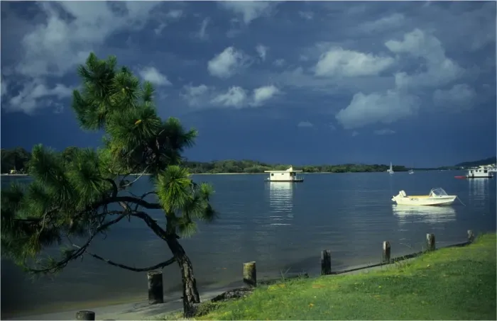 Framed Print : Noosa River, sunshine coastline of Queensland, Australia Framed Print : Noosa River, sunshine coastline of Queensland, Australia