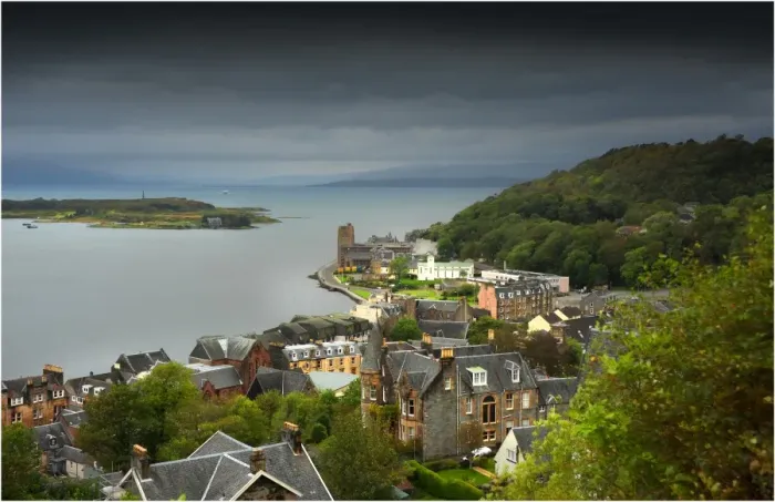 Framed Print : Oban, Western Scotland, United Kingdom Framed Print : Oban, Western Scotland, United Kingdom