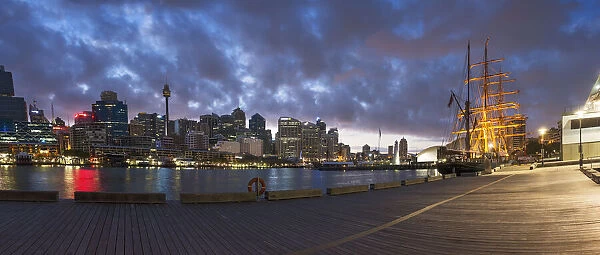 Panoramic view of Darling harbour, Sydney