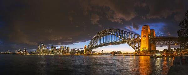 Panoramic view of Sydney Opera House