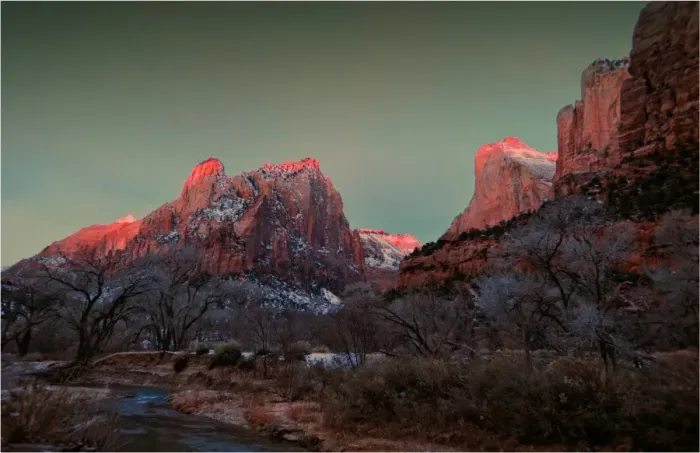 Framed Print : Pre-dawn light in Zion national park, Utah, USA