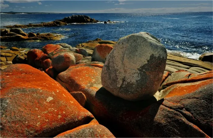 Framed Print : Purdon bay, on the Eastern coastline of the island state, Tasmania, Australia