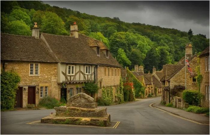 Framed Print : The quaint, historic and picture-book village of Castle Combe, Wiltshire, England Framed Print : The quaint, historic and picture-book village of Castle Combe, Wiltshire, England
