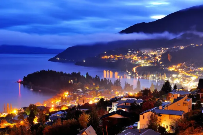 Framed Print : Queenstown at night by Lake Wakatipu Framed Print : Queenstown at night by Lake Wakatipu