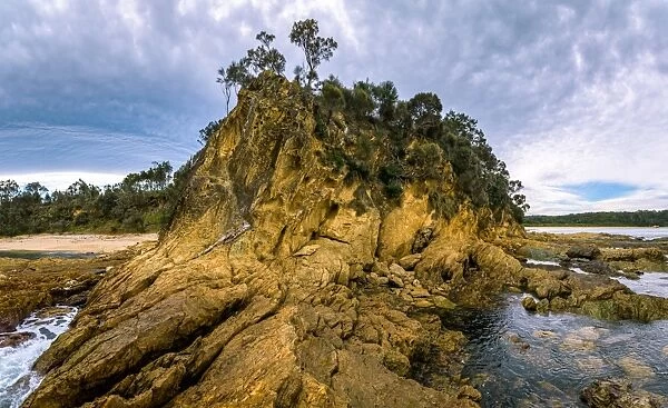 Reef Point near Maloneys Beach in Murramarang National Park, New South Wales