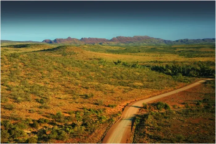 Framed Print : Road through the Gammon rnages, Flinders Ranges, South Australia