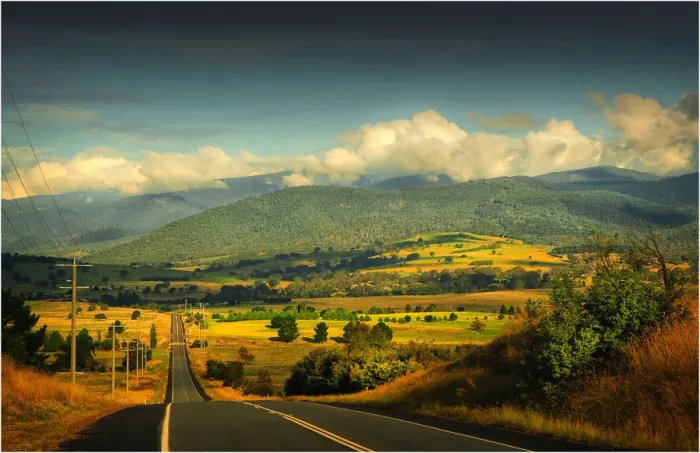 Framed Print : Road to Mount Bulla, Victoria, Australia