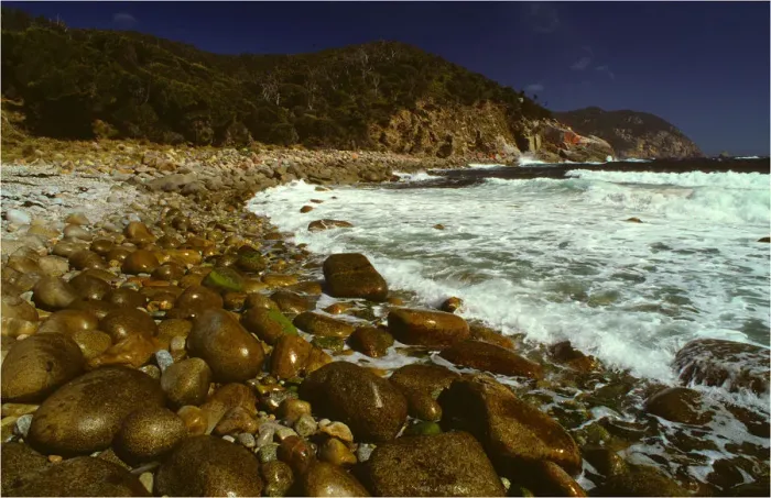 Framed Print : Rocky coastline, Freycinet Peninsular, east coastline of Tasmania, Australia