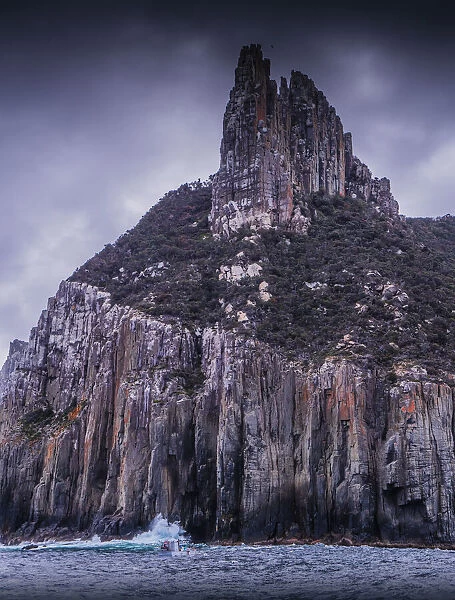 The rugged cliffs and awesome beauty of the Tasman Peninsula, southern Tasmania