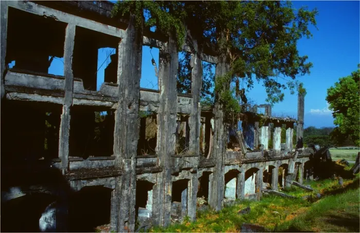Framed Print : The ruins of former barracks on Corrigidor Island, Manilla bay, the Philippines, south east Asia