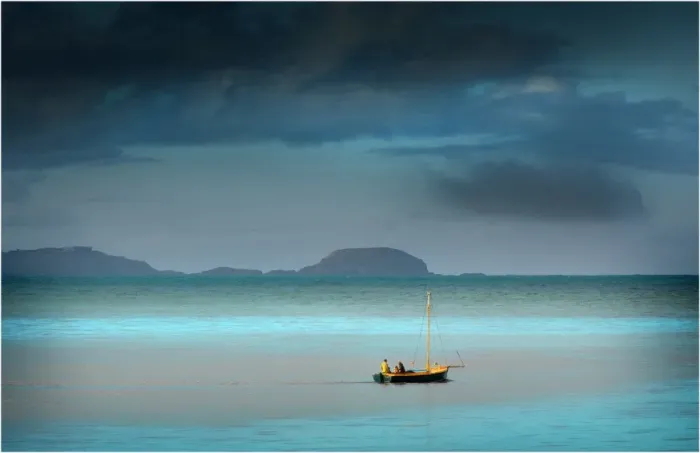 Framed Print : Sailing home, Victoria, Australia