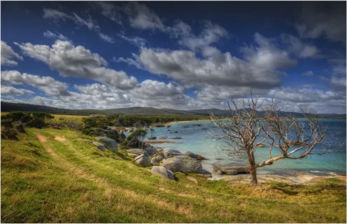 Framed Print : Sawyers Bay, Flinders Island, part of the Furneaux group, eastern Bass Strait, Tasmania