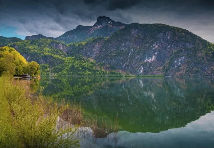 Framed Print : Scenic delights around the village of Mondsee, in the Vocklabruck district in