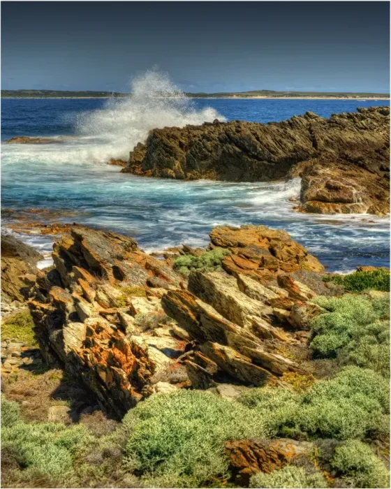 Framed Print : Seal bay, isolated, and extremely rugged and rocky coastline, is magnificent in winter as huge waves pound the coast. King Island, Bass Strait, Tasmania