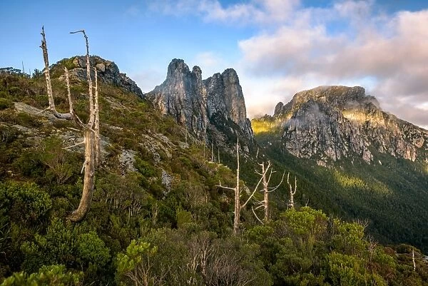 Sharlands and Philps peaks in Franklin-Gordon Wild Rivers National Park, Tasmania