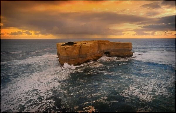 Shipwreck coastline, western Victoria, Australia