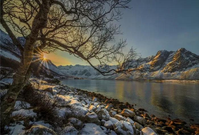 Framed Print : A snowy scene at Grotfjord in the winter, arctic circle of Norway Framed Print : A snowy scene at Grotfjord in the winter, arctic circle of Norway