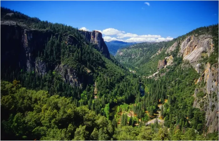 Framed Print : Spring-time in the Yosemite National Park, California, southern United States of America