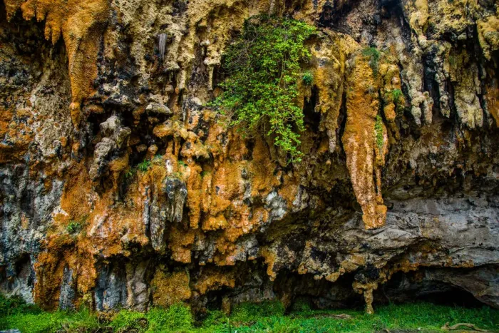 Framed Print : Stalactites hanging from a limestone cave near Lord Ard Gorge at Great ocean Road, Victoria Framed Print : Stalactites hanging from a limestone cave near Lord Ard Gorge at Great ocean Road, Victoria