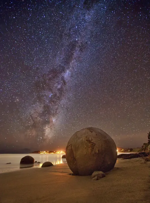 Framed Print : Star Dust. Moeraki Boulders, New Zealand