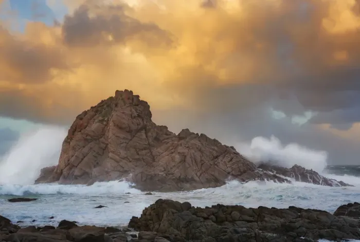 Framed Print : Sugar Loaf Rock