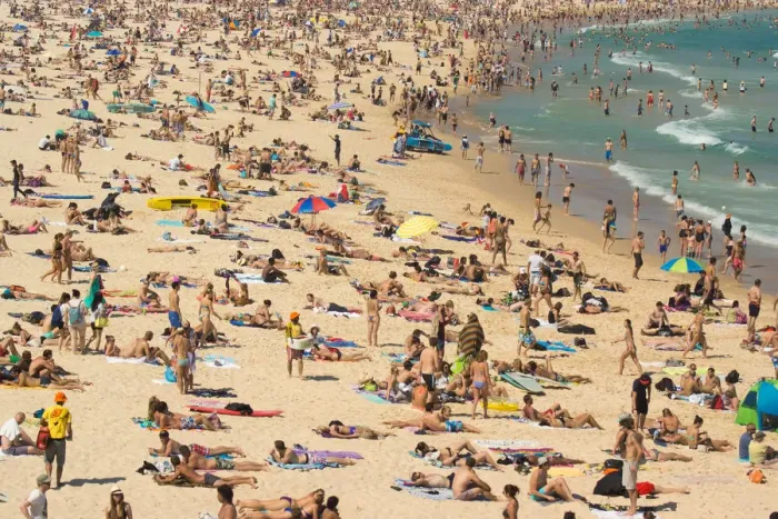 Framed Print : Sunday at Bondi Beach Framed Print : Sunday at Bondi Beach