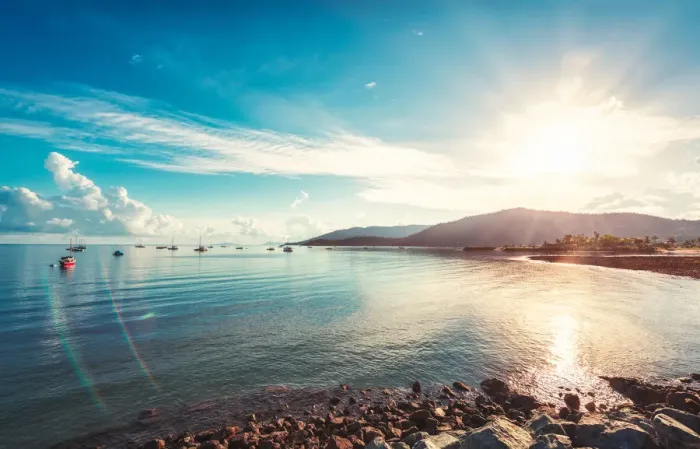 Framed Print : Sunrise in Arlie Beach