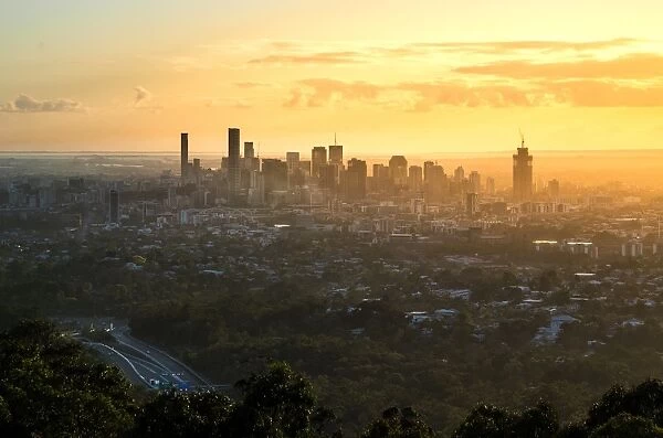 Sunrise of brisbane city view from mount coottha