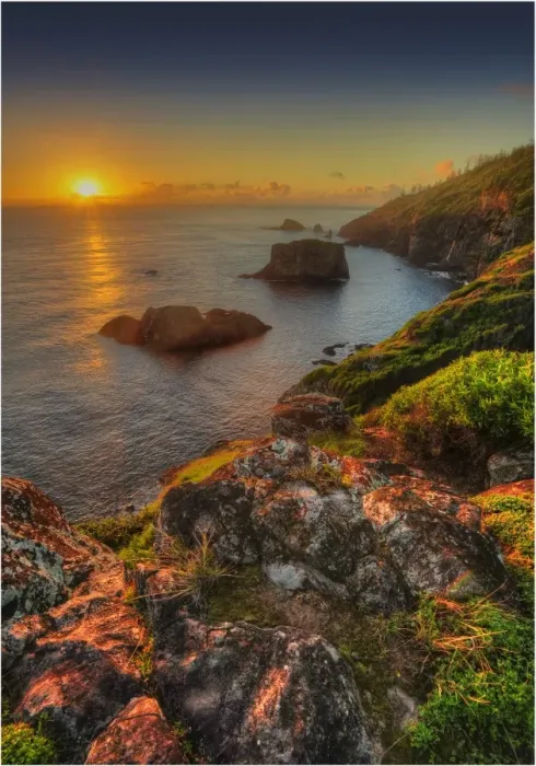 Framed Print : Sunrise at Cooks memorial on the coastline of the National Park, Norfolk Island