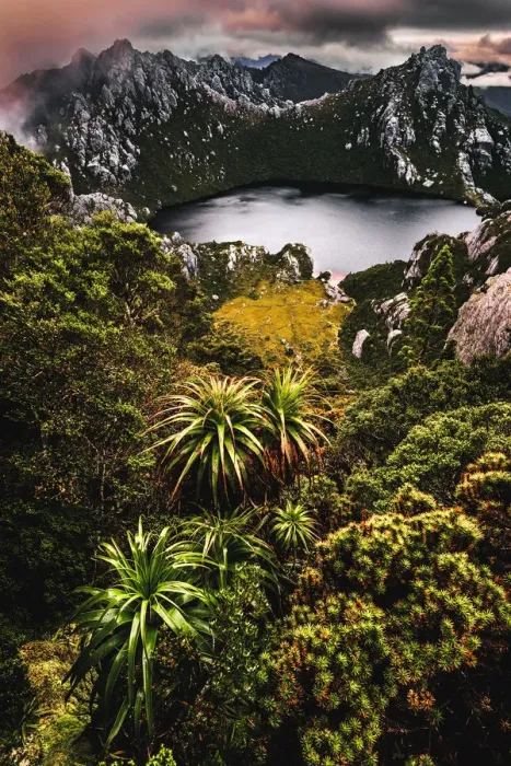 Framed Print : Sunrise over Lake Oberon in Western Arthurs, Southwest Tasmania