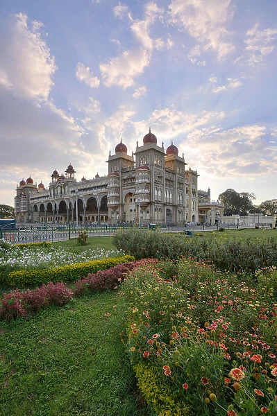 Sunset at the Mysore Palace (Ambavilas Palace), Mysore, Karnataka, Southern India