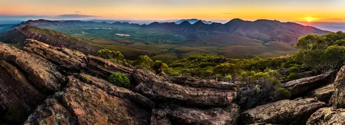 Framed Print : Sunset at St Mary Peak, the highest mountain of Wilpena Pound, a natural amphitheater of mountains in Flinders Ranges