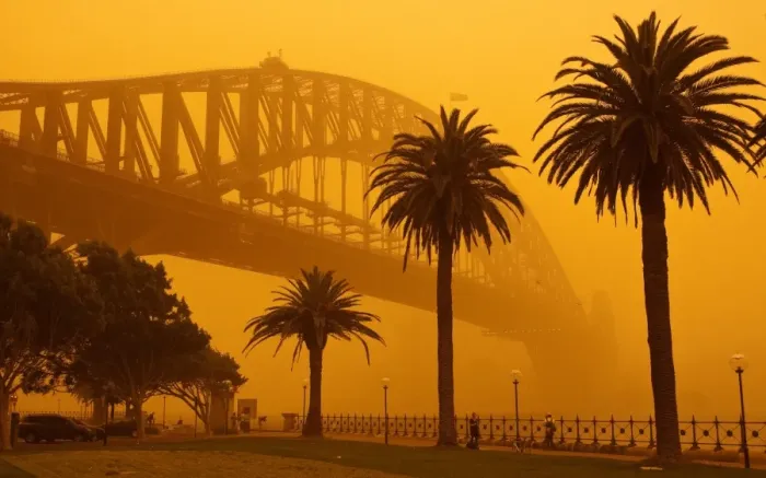 Framed Print : Sydney Harbour Bridge during Sept 2009 dust storm Framed Print : Sydney Harbour Bridge during Sept 2009 dust storm