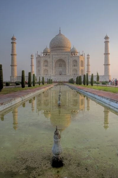 Taj Mahal sunrise water reflections