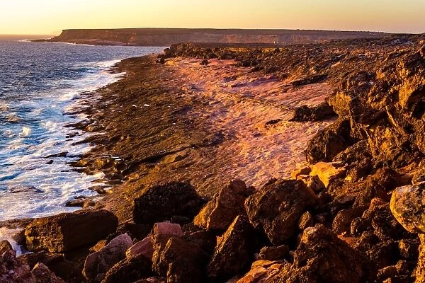Talia Caves coastline at Eyre Peninsula, South Australia