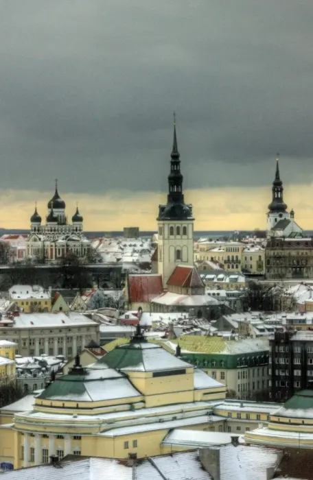 Framed Print : Tallinn old town in winter
