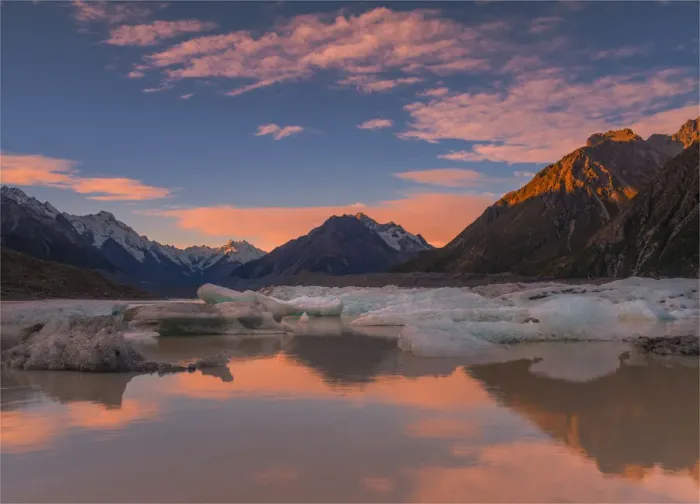 Framed Print : Tasman lake, Mount Cook Aoraki national park, south island, New Zealand