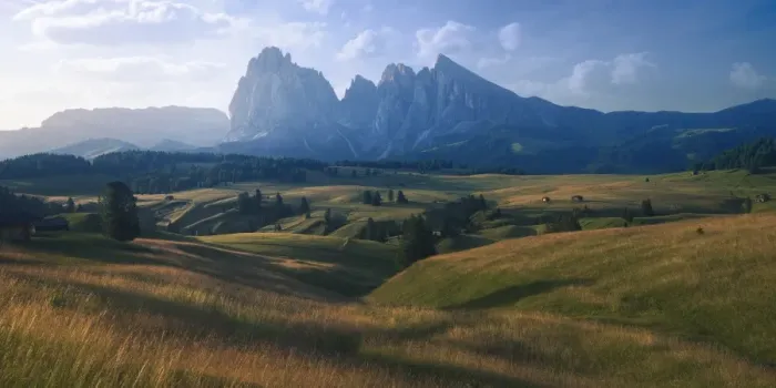 Framed Print : Valley in Val Gardena, with Langkofel  /  Sassolungo mountain in the background