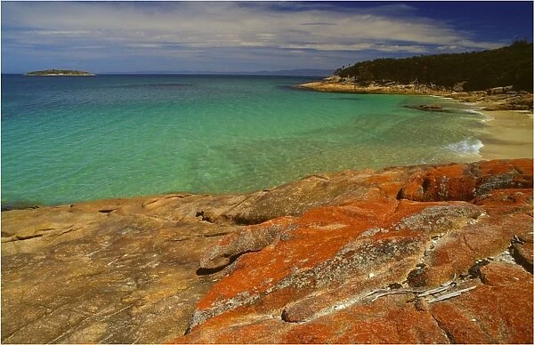 A view of the beach in the Freycinet National park, eastern coastline of Tasmania
