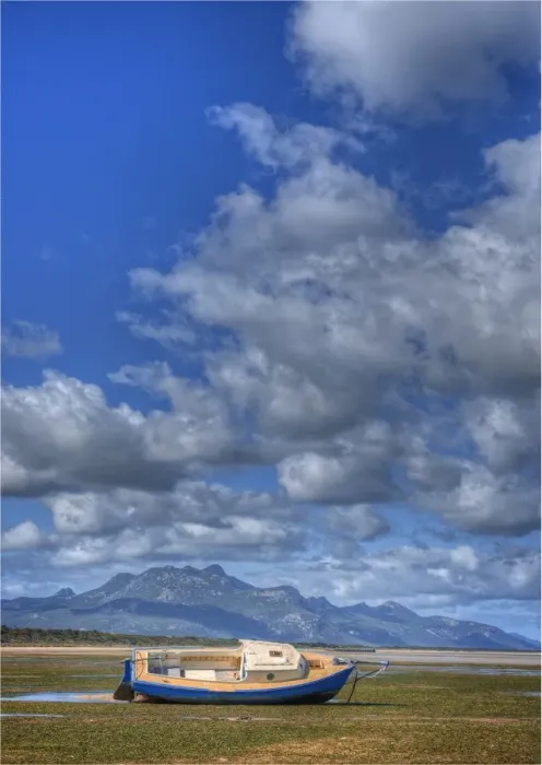Framed Print : View of the bluff at low tide, Whitemark, Flinders Island, part of the Furneaux group, eastern Bass Strait, Tasmania