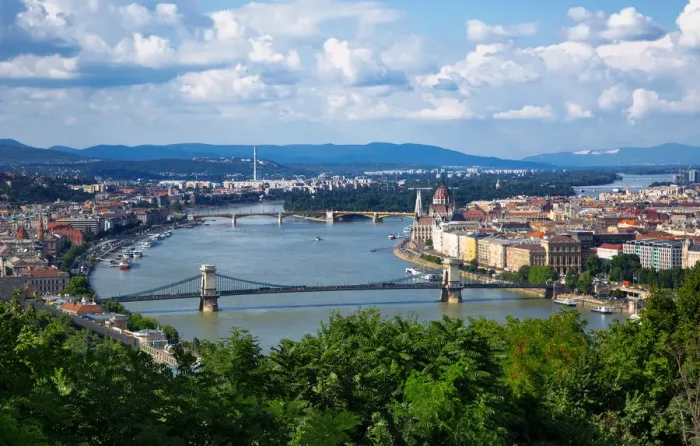 Framed Print : View of the Chain Bridge and Skyline of Budapest Along Danube River, Hungary